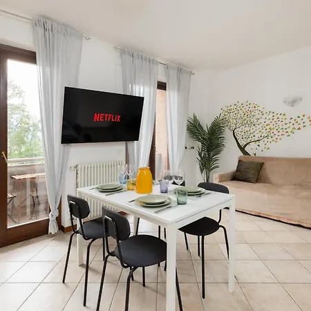 Veddasca Vistalago Tatil Evi Maccagno