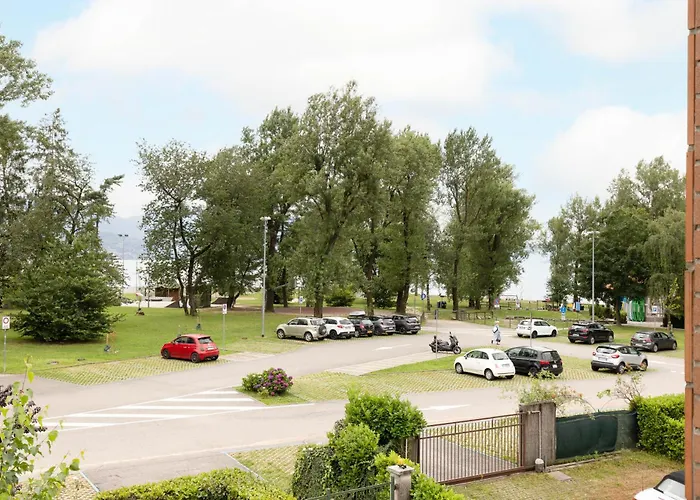 Veddasca Vistalago Vakantiehuis Maccagno